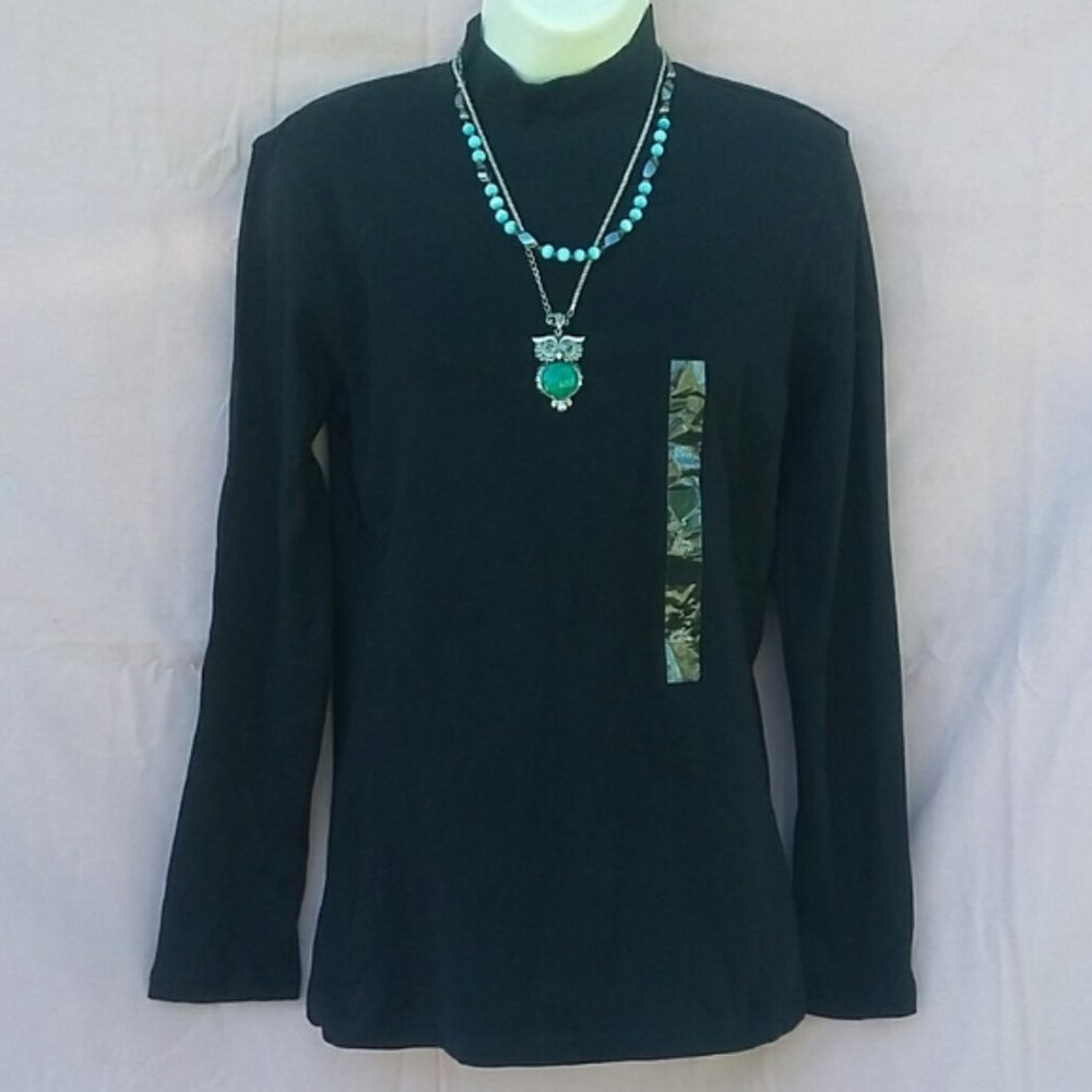 Small Woman's Top Blouse New Karen Scott Black